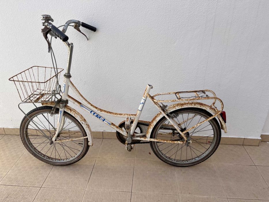 Bicicleta Corga Roda 20 para restaurar