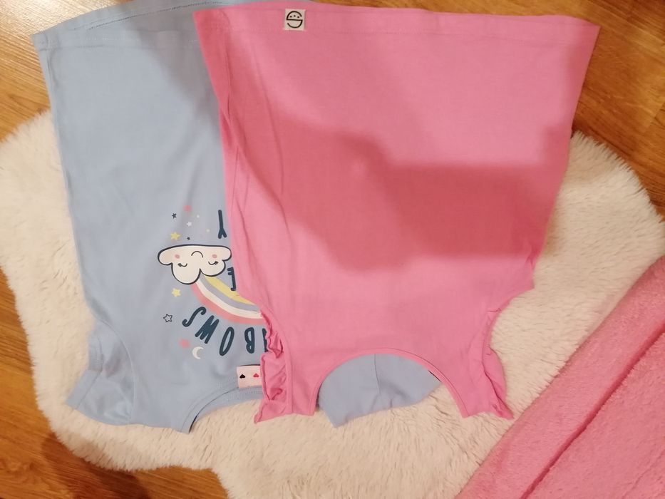 Śliczne bluzeczki Stan idealny.