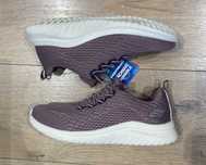 Новые женские кроссовки Sketchers