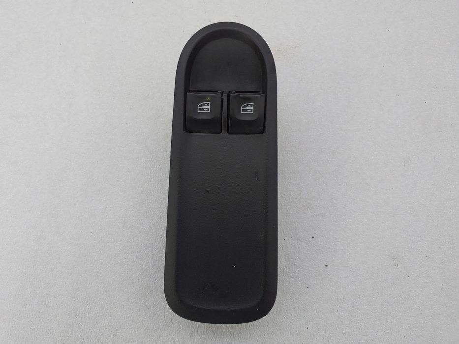 Comando / botão / interruptor vidros frente esquerdo DACIA Duster (HS_