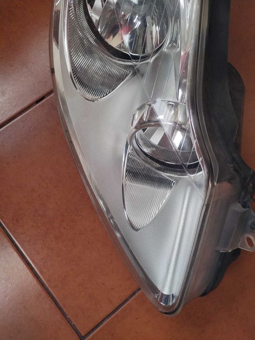 Optica direita / Opel Corsa D