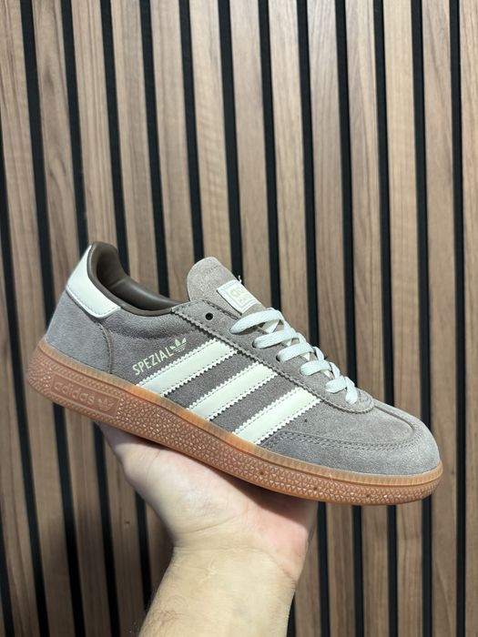 Adidas spezial Originais novos com etiquetas
