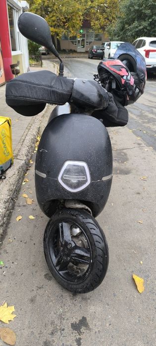 Электро-скутер Ecooter E1R