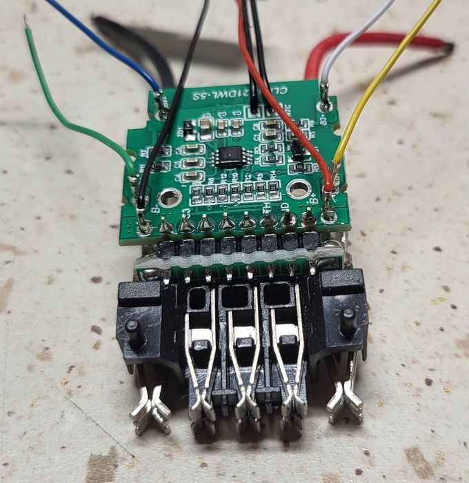 PCB Dewalt DCB200 20v li-ion 18650 bms 21700