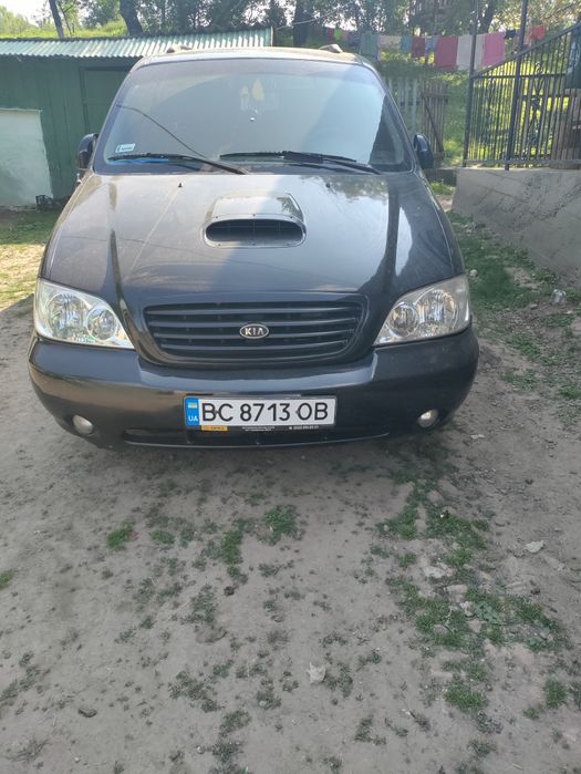 Продаю Кіа Carnival 2003 рік