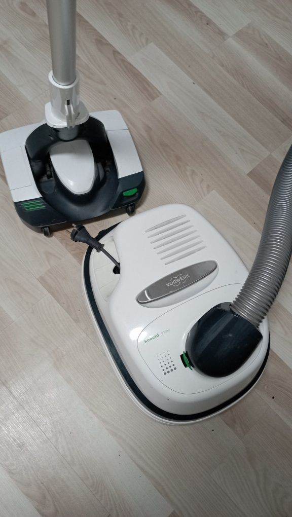 Пилосос vorwerk kobold vt300