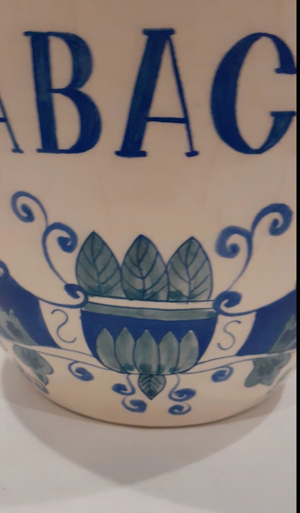 Pote grande antigo de tabaco - Coleção particular