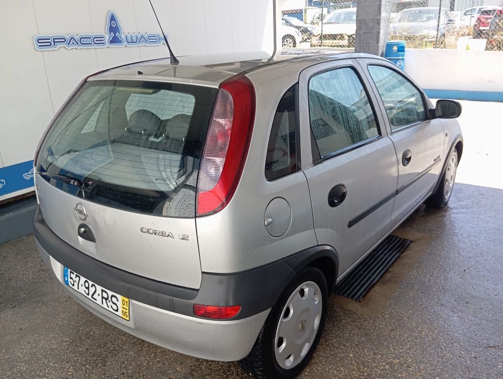 Opel corsa 1.2 Confort