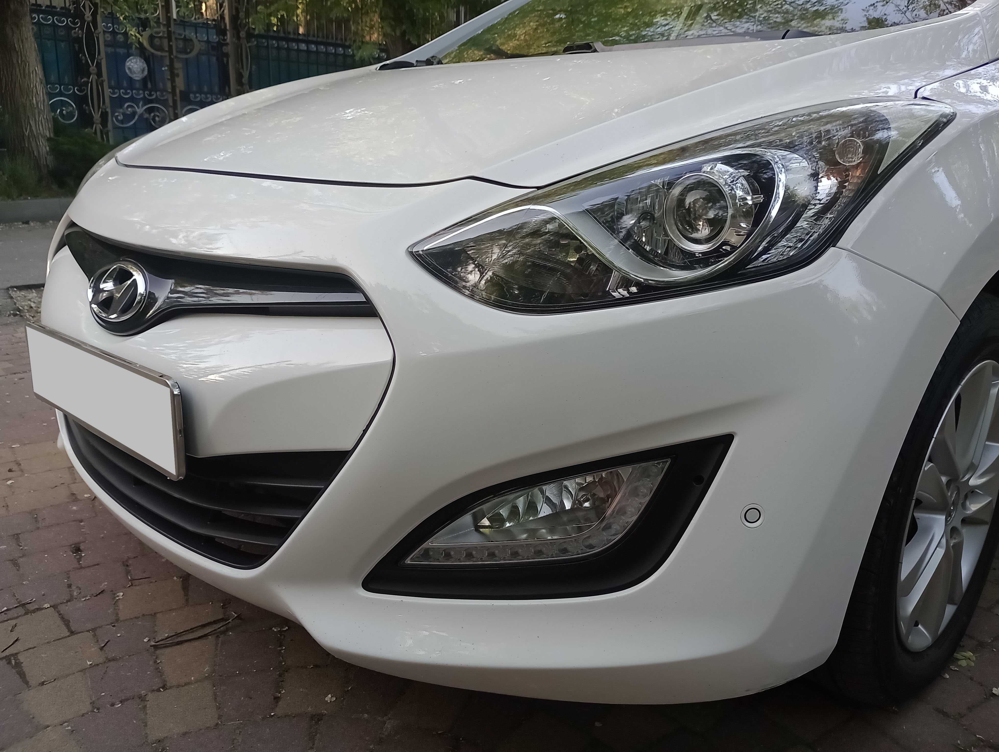 Отличный HYUNDAI I30 универсал 2013 года