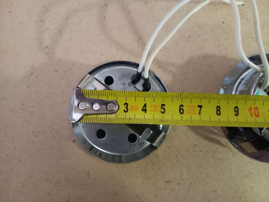 Точечный галогенный светильник мебельный врезной с галогенными лампами