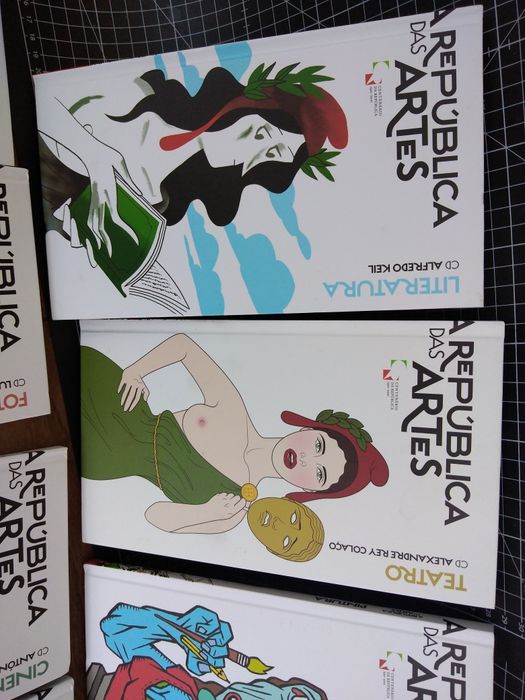 Colecção completa CDs /livros a República das Artes, música cinema etc