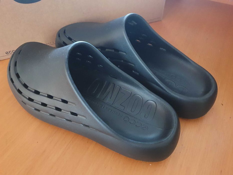 Klapki codzienne ECCO Cozmo Slide  rozmiary 42, 44, 46 EU