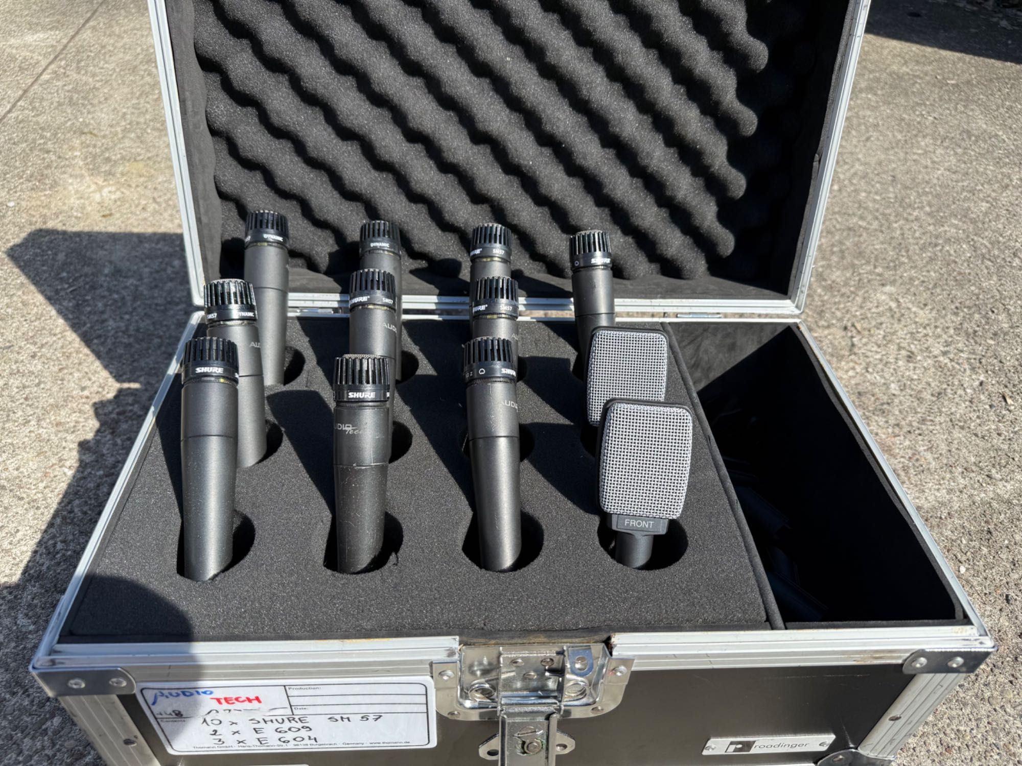 Shure SM 58 -2 szt + 6 szt SM 57 2 x Beta 57  w case