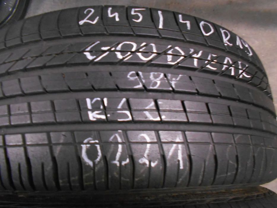 OPONA POJEDYNKA 245/40R19 GOODYEAR EXELLNCE RSC DOT 0221 8MM
