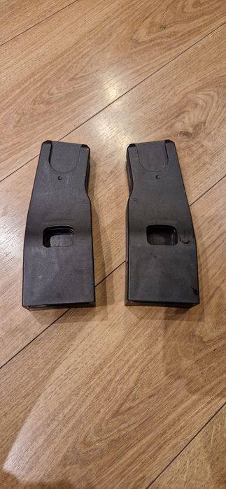 Komplet adapterów do wózka Muuvo