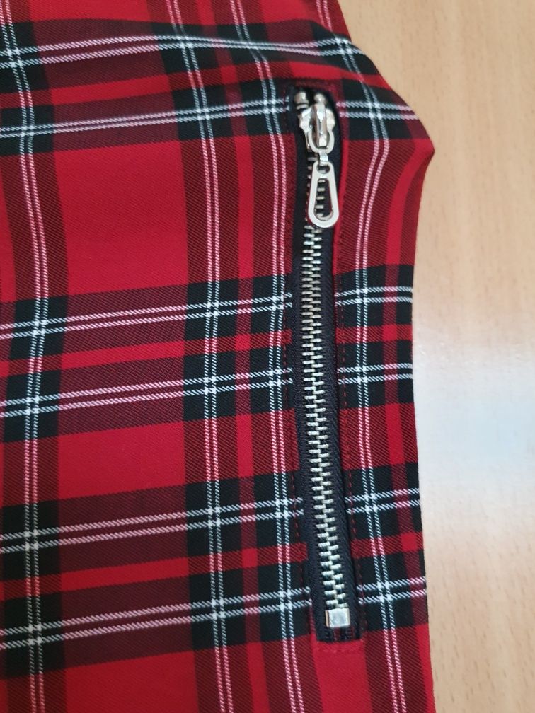 Spodnie damskie legginsy w kratę Zara M