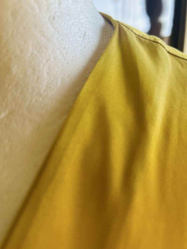 Descubra a elegância atemporal da blusa Purificación García