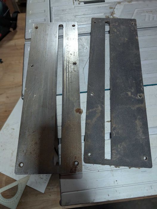 Циркулярна пила Makita MLT100N