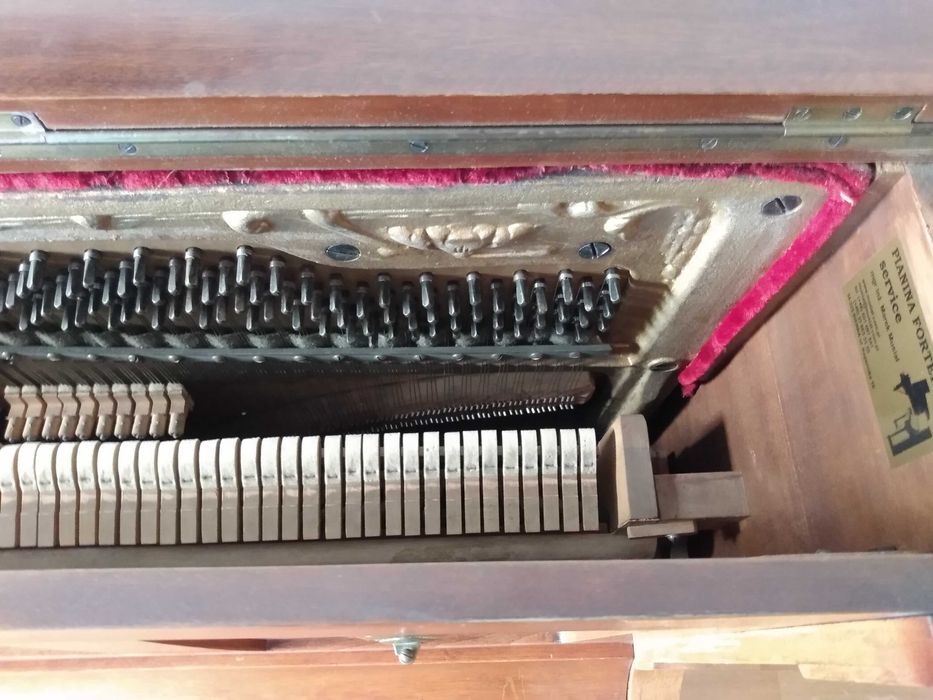 Pianino używane Georg Neumann