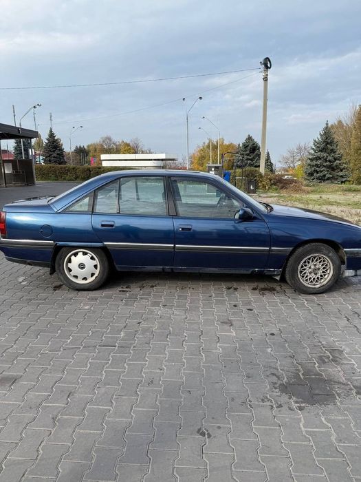 Продам  Опель омега А