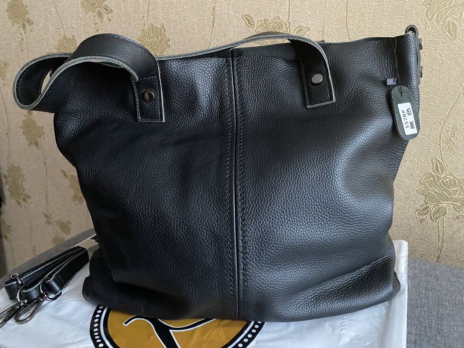 Жіноча сумка з натуральноі шкіри