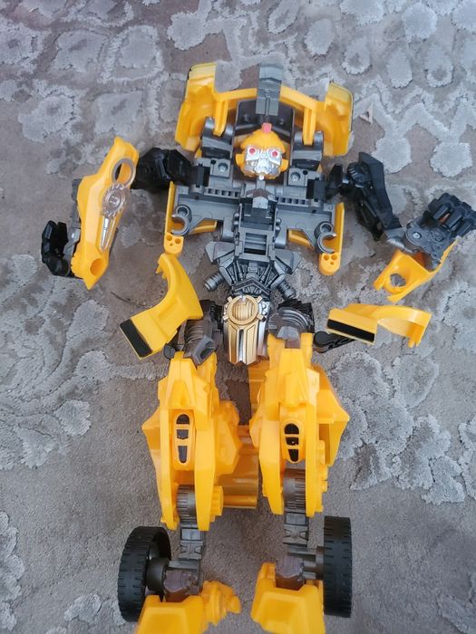 Продаются трансформеры.