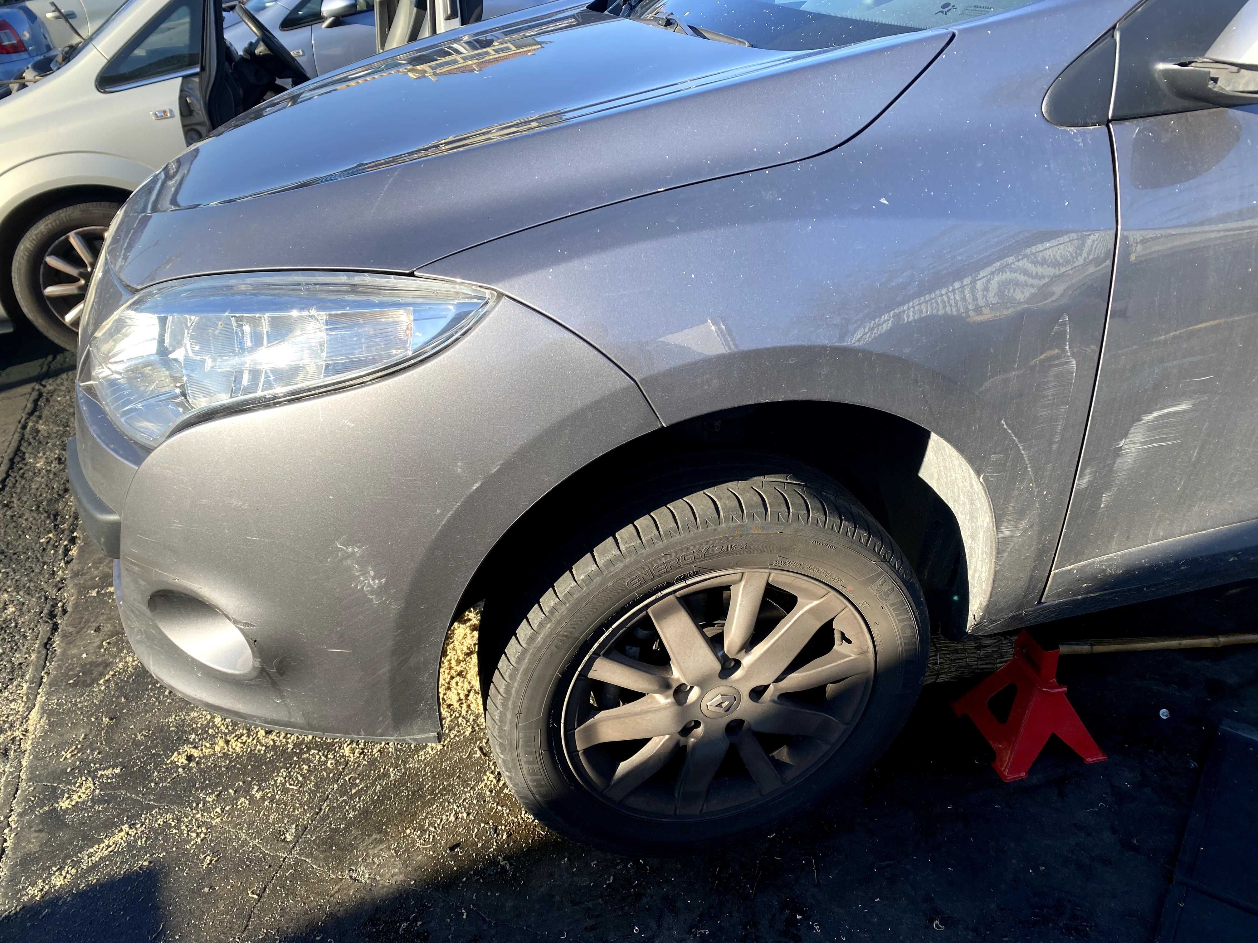 Renault Megane III TEKNG KPL przód maska zderzak błotniki lampy eur