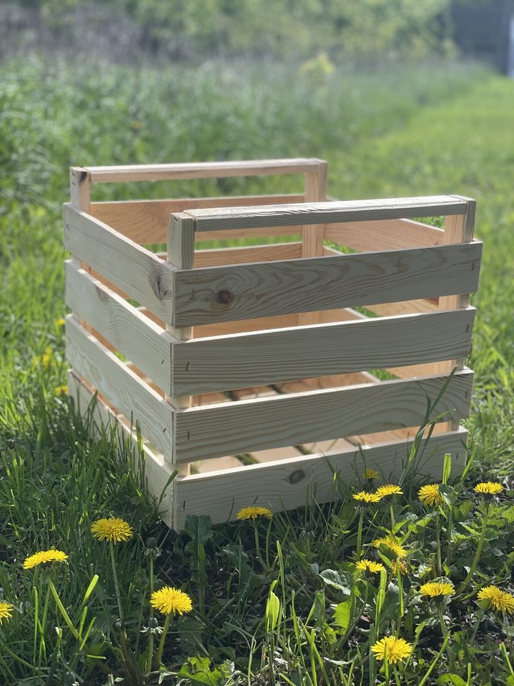 ящик дерев'яний для овочів чи фруктів