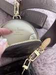 Listonoszka LV pochette
