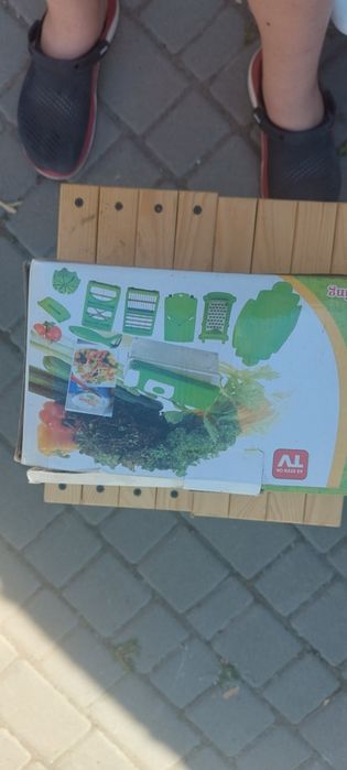 Универсальная овощерезка