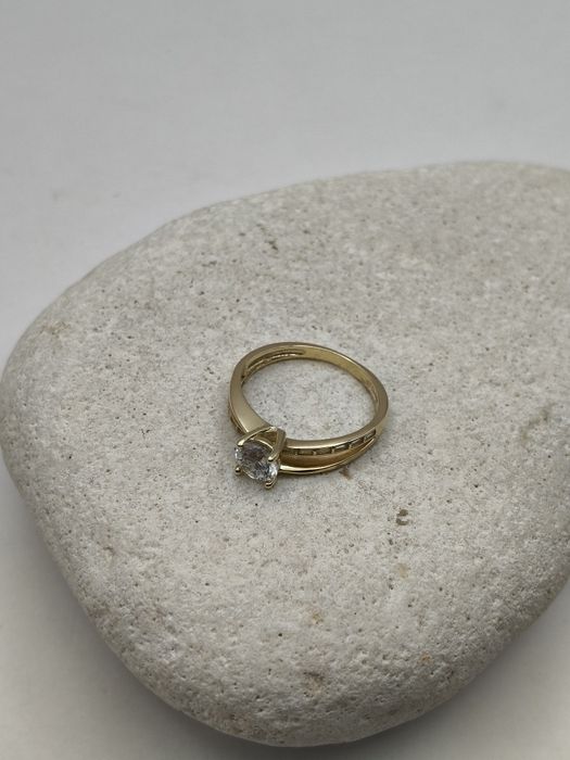 Złoty Pierścionek R.16 Pr.585 Nowy Zapraszamy