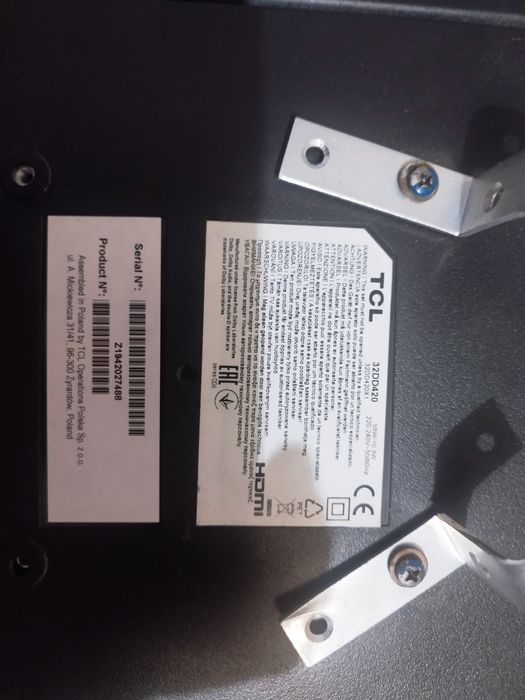 TV TCL som e imagem falham de vez em quando