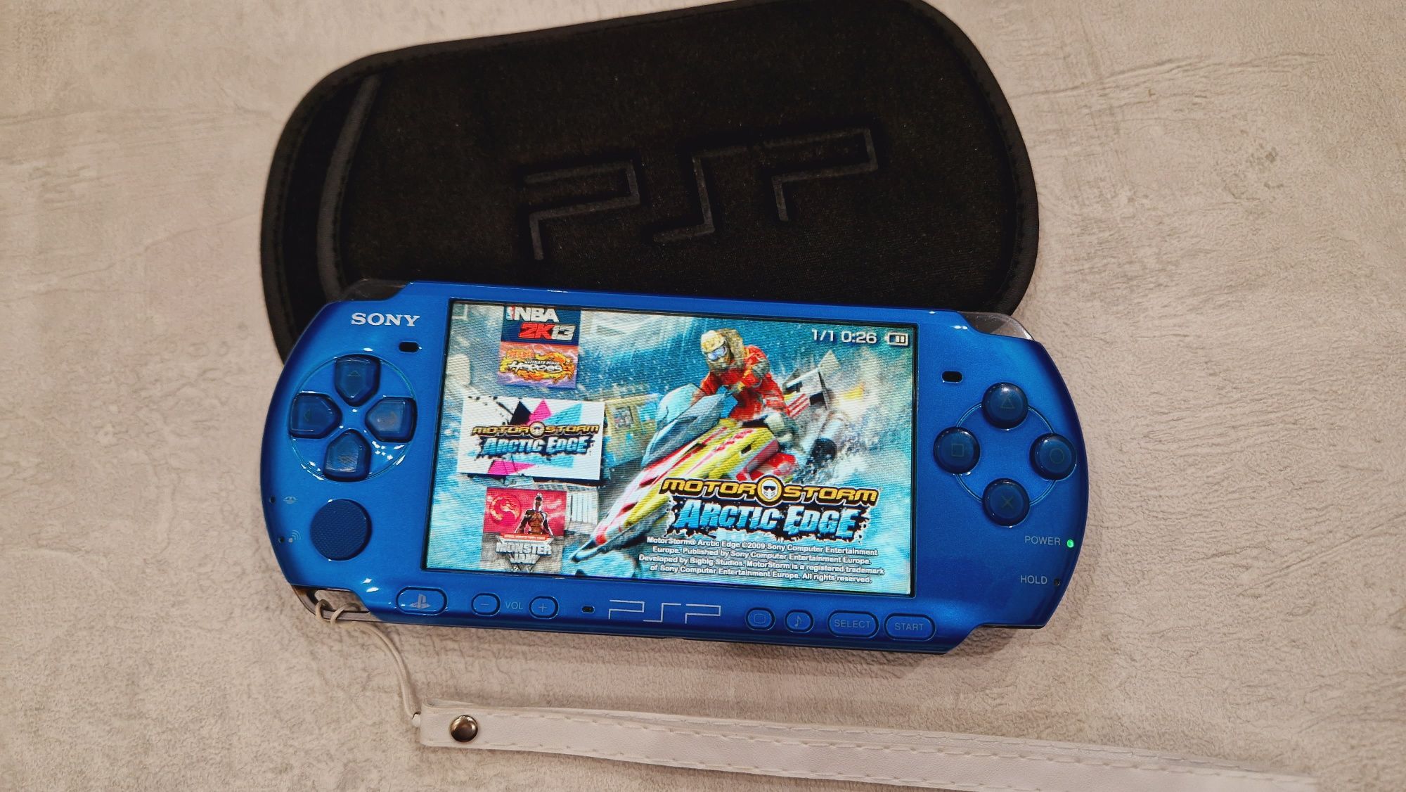 PSP 3000 оригинал Япония 64гиг+140игр + чехол!