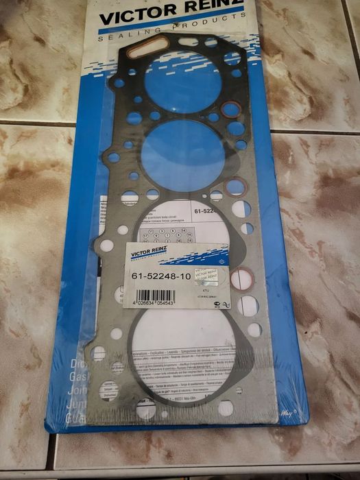 Uszczelka głowicy 1,45mm  HYUNDAI H-1; KIA K2500; MITSUBISHI L 300 / DELICA II, L 300 III, L200, PAJERO III 2.3D/2.5D 04.83-