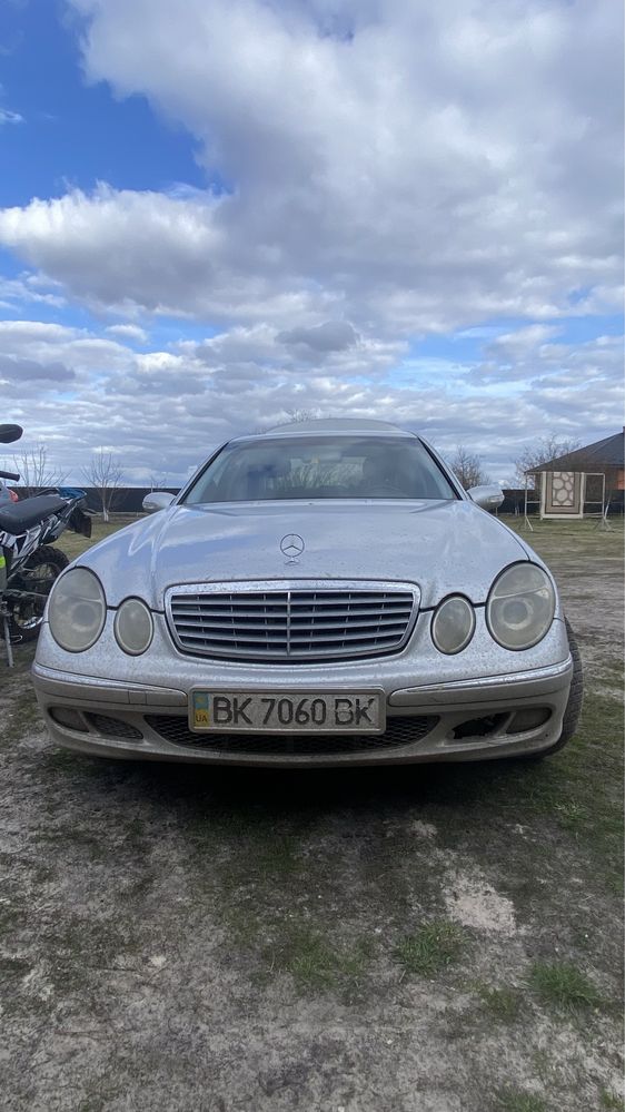 Продам мерседес w211