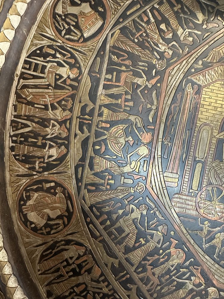 Bandeja Oriental em Latão com Damasquinagem — Século XIX/XX