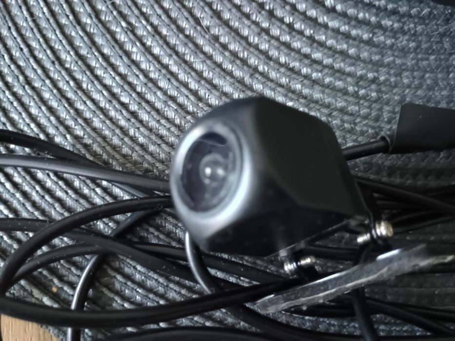 Kamera samochodowa wideorejestrator lusterko przód , tył+ karta 32 Gb