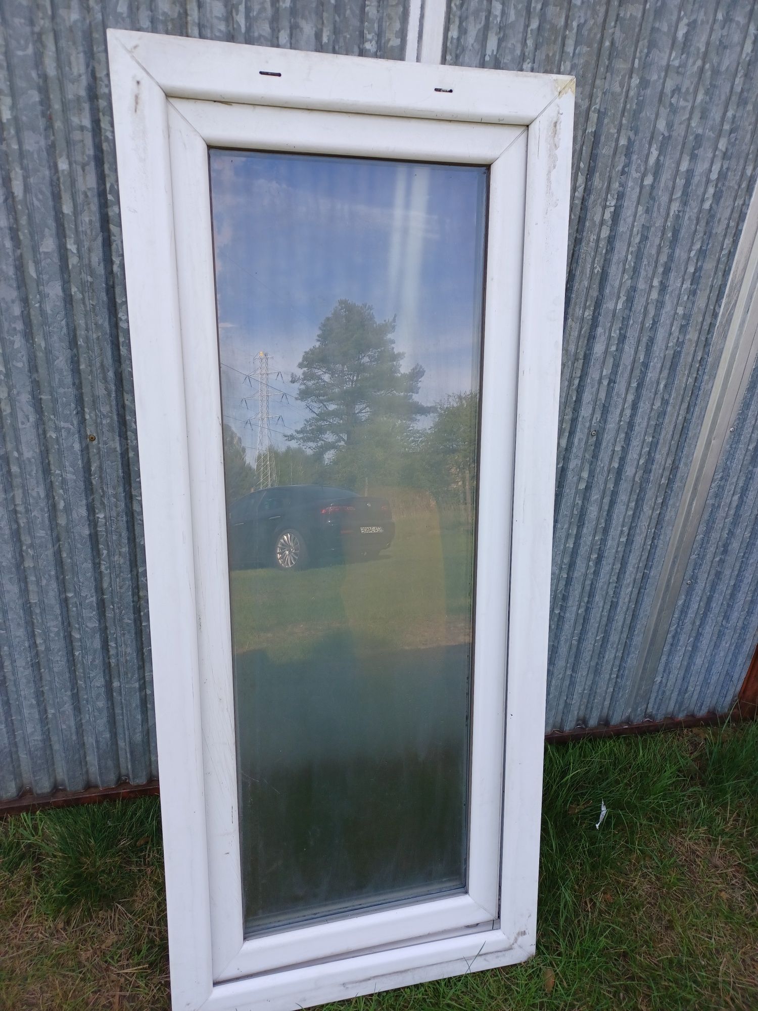 Okno z ościeżnica 67x155cm