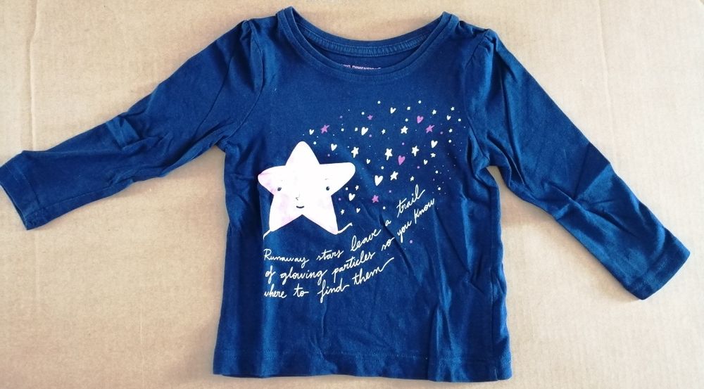 Long-shirt azul com estrelas