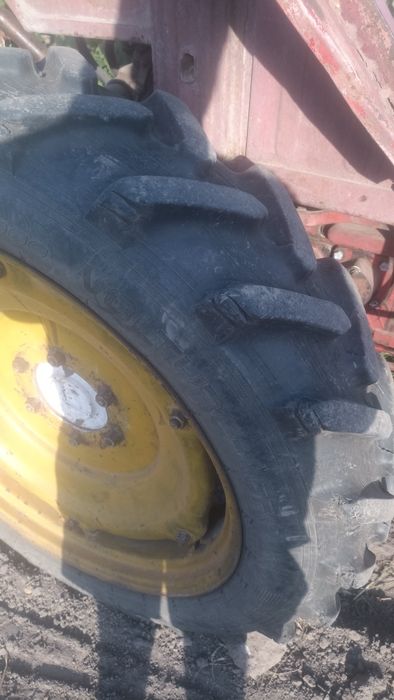 Продам тракторт 25 2600