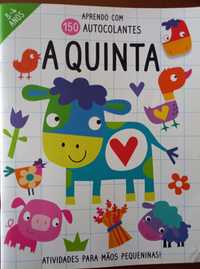 livro de autocolantes A quinta para 3/4 anos