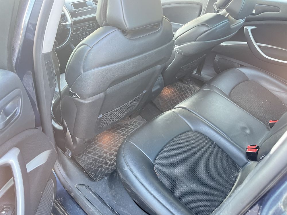 Сітроен С 5 Citroen c 5  1.6 hdi