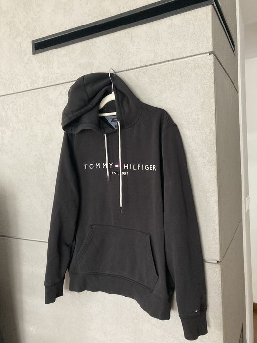 Czarna bluza z kapturem Tommy Hilfiger