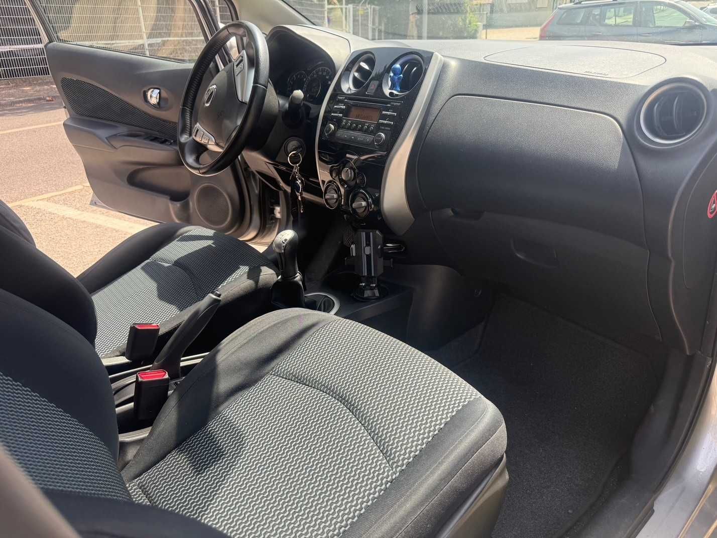 Nissan Note 1.2  - muito estimado