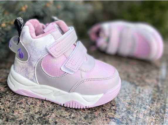 Хайтопи на дівчинку