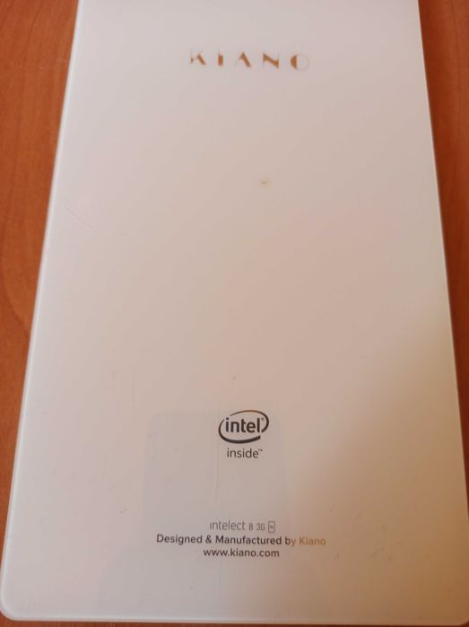 Kiano Intelect 8 biała obudowa