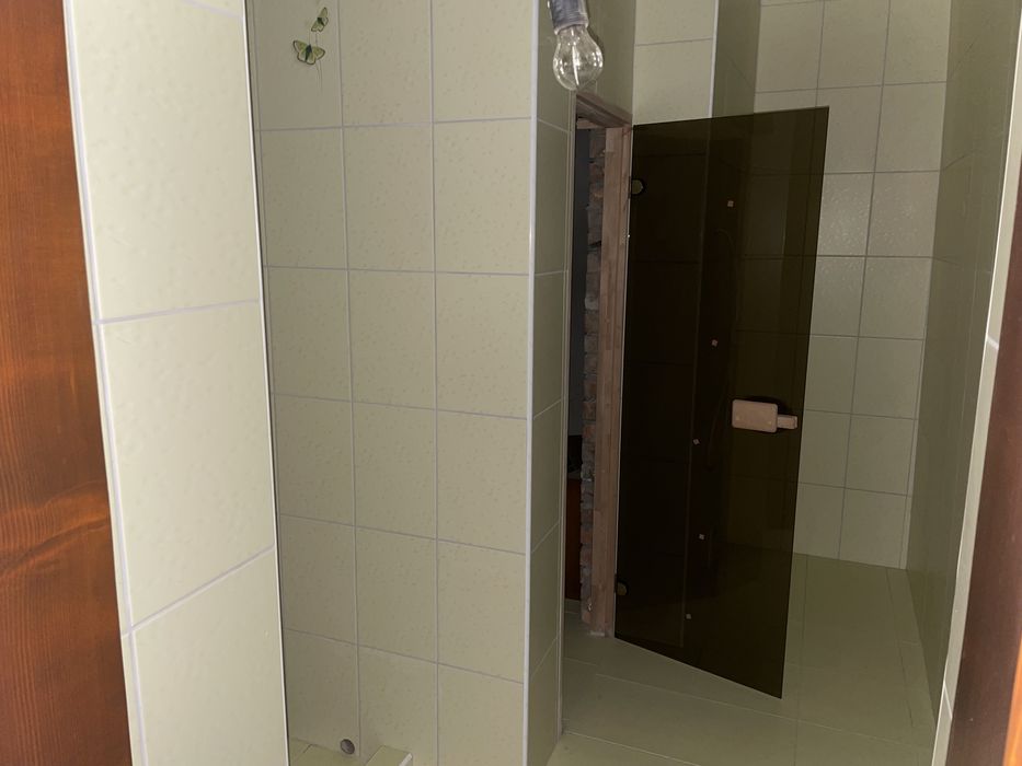 Будинок з прилеглою земельною ділянкою