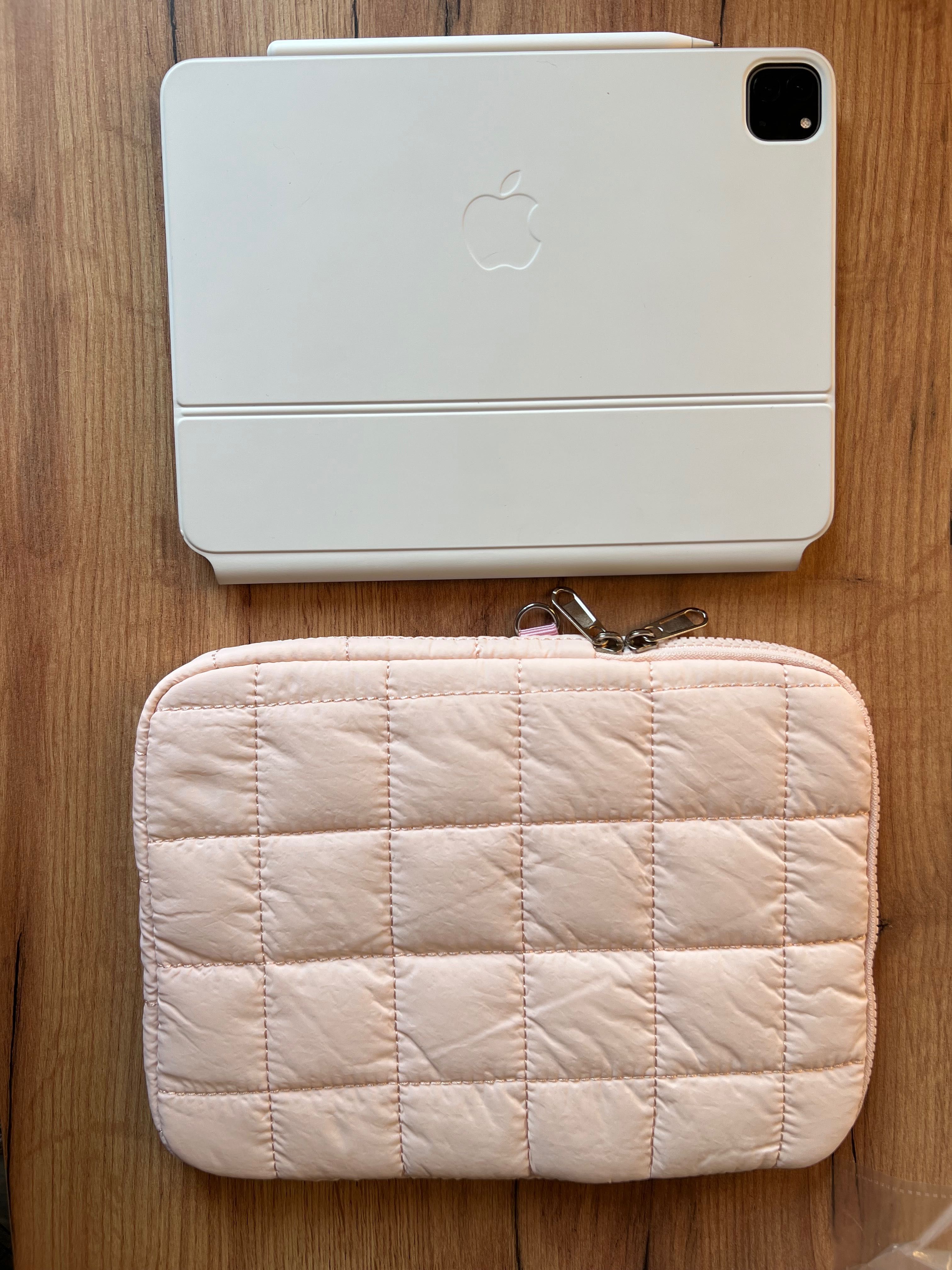 iPad Pro 11ʼʼ 4th Gn (2022) 256Gb + Apple pencil + Magic Keyboard