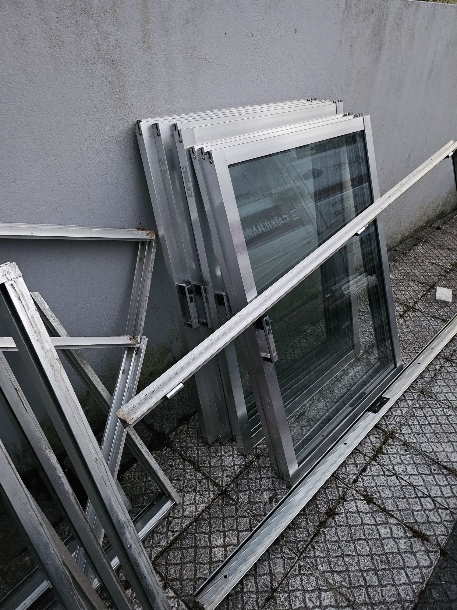 Portas e janelas de Alumínio