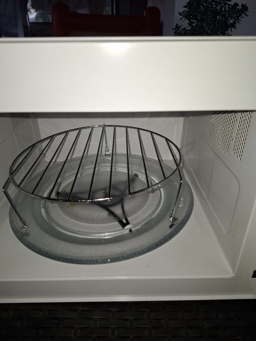 Microondas como novo